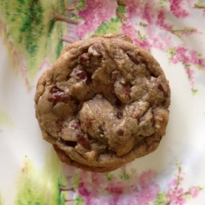 Eggless Chocolate Chip Cookies 